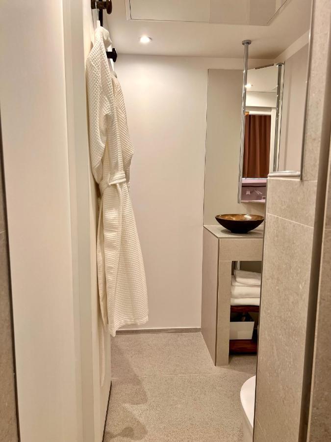 Tamarin & Capucin Suite Balneo Aubagne Ngoại thất bức ảnh