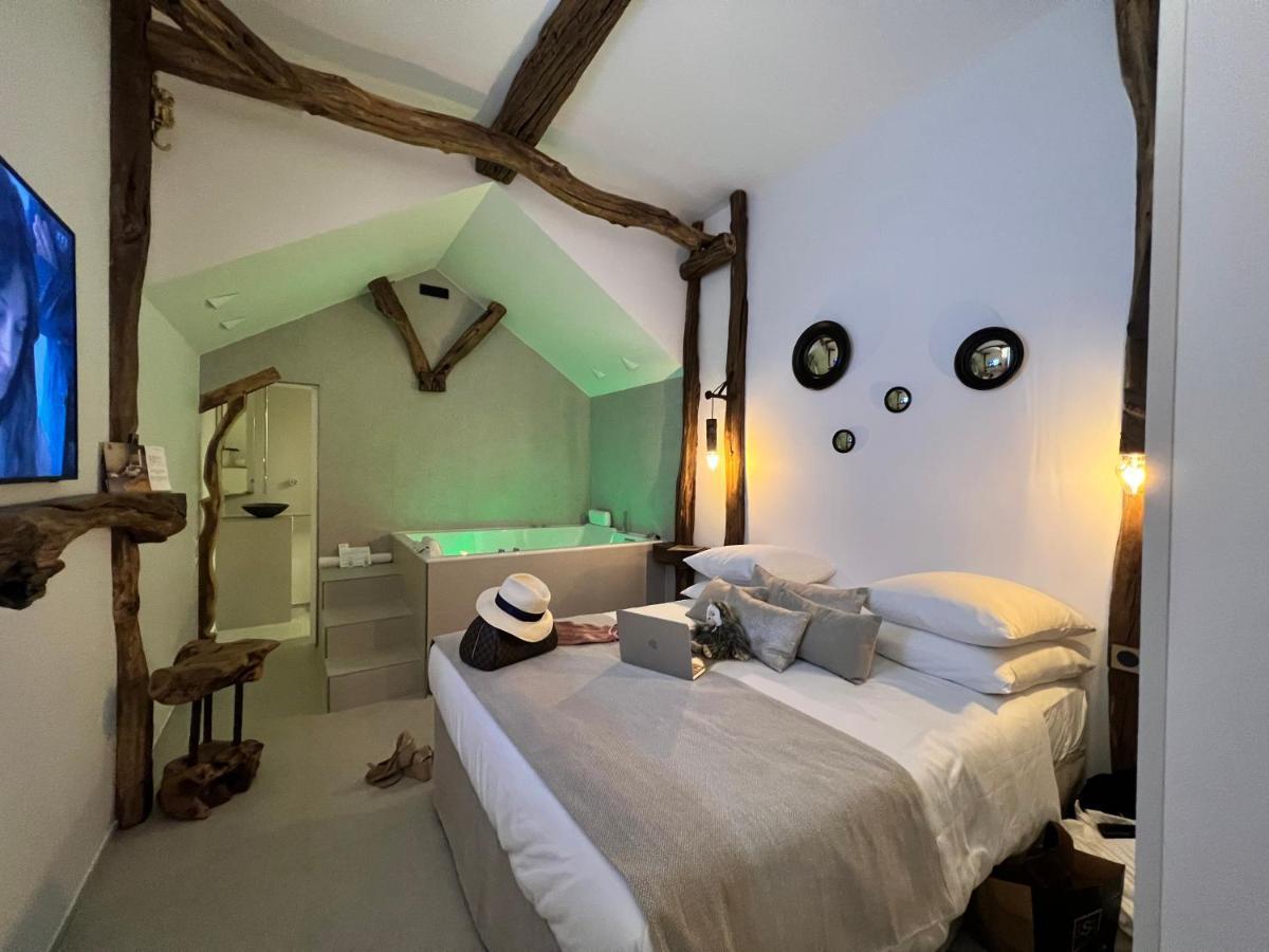 Tamarin & Capucin Suite Balneo Aubagne Ngoại thất bức ảnh