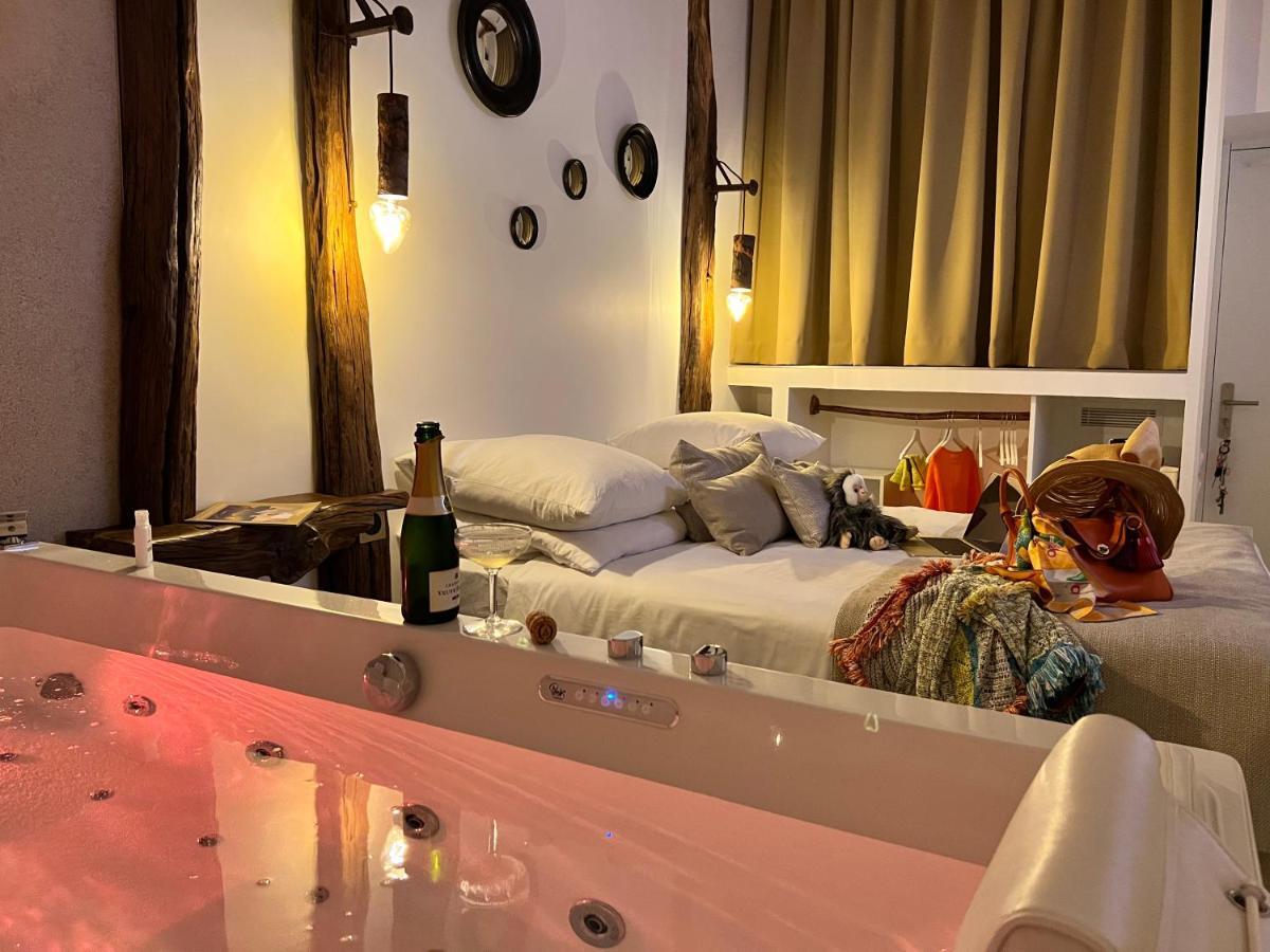 Tamarin & Capucin Suite Balneo Aubagne Ngoại thất bức ảnh